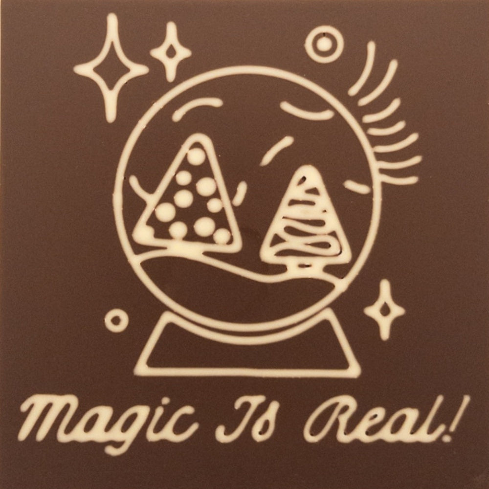 Glob cu peisaj de poveste. Magic Is Real!