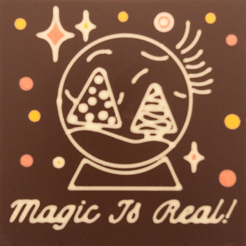 Glob cu peisaj de poveste. Magic Is Real!