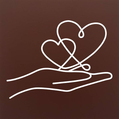 Tableta din ciocolata – Hand Holding Hearts – cadou pentru cupluri – model alb pe ciocolata