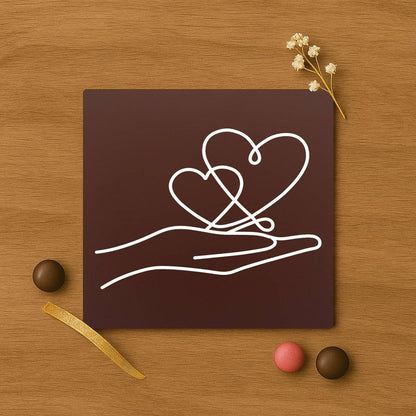 Hand Holding Hearts – cadou pentru cupluri