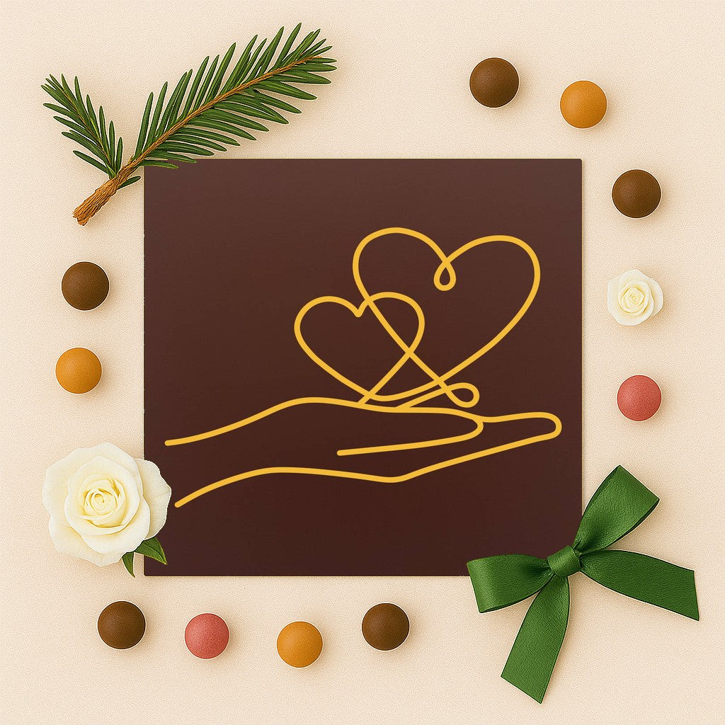 Hand Holding Hearts – cadou pentru cupluri
